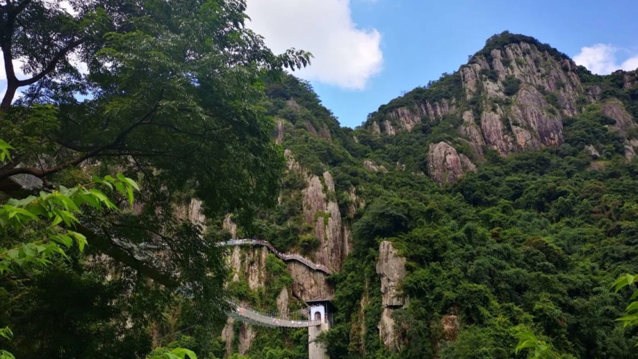 福州永泰天门山生态旅游景区,众多造型奇险的瀑布