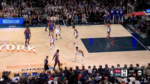 《NBA全场集锦》来自前辈的肯定！布伦森打进2+1曾经的尼克斯之王尤因兴奋庆祝