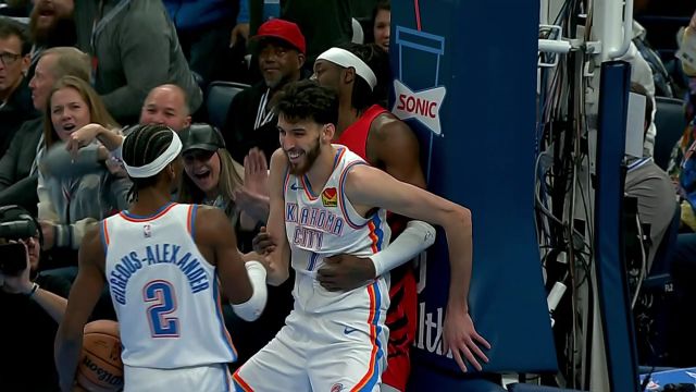 这运气可以买彩票了！切特快下遭战术犯规 随后一抛打成神奇2+1