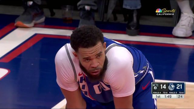 NBA常规赛：篮网vs国王第1节英文原声回放