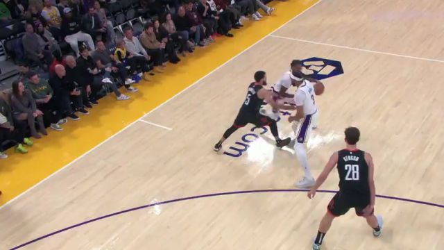 NBA常规赛：火箭vs湖人第1节英文原声回放