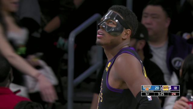 无惧对抗！布伦森突破内线直杀篮下强势打进2+1