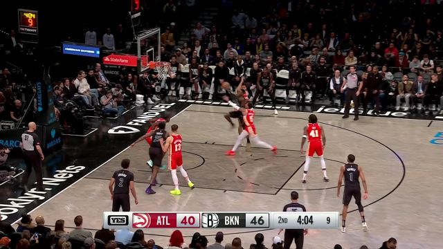 我始终快人一步！施罗德一步甩开穆雷飞身上篮动作一气呵成