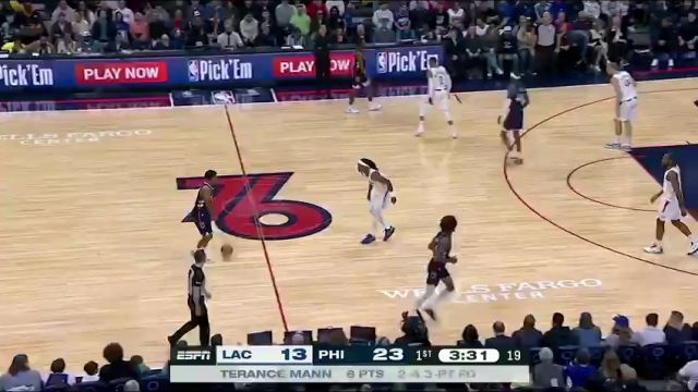 NBA常规赛：快船vs76人第1节中文解说回放