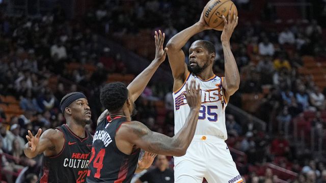 杜兰特vs热火集锦 全场20+8+7大秀金鸡独立中投