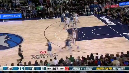 《NBA全场集锦》【回放】雷霆vs森林狼第2节中文解说回放