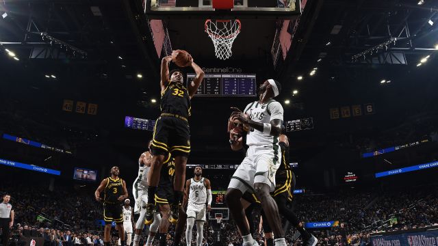 戴维斯vs雄鹿集锦 飞天遁地四帽字母惊艳全场