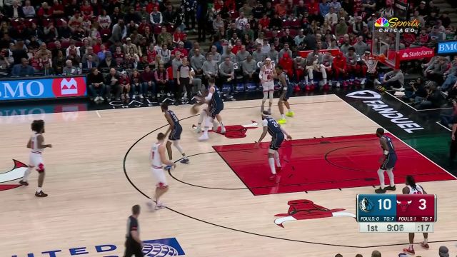 万花丛中过片叶不沾身 德罗赞梦幻脚步过掉防守上篮打进