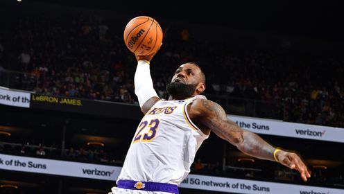 《TOP时刻》【原声】26日NBA十佳球 詹姆斯抢断反击战斧劈扣小萨隔扣祖巴茨