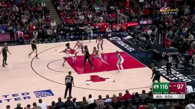 NBA常规赛：凯尔特人vs公牛第4节英文原声回放