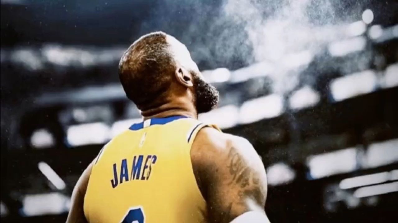 《nba巨星列传》小前锋篇:"天选之子"勒布朗詹姆斯特别纪录片