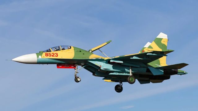 越南社会主义共和国空军Su30MK2多用途战斗机