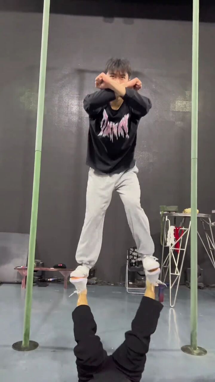 科目三火遍世界 进阶版科目三#街舞大神科目三上大分 #万物皆可科目