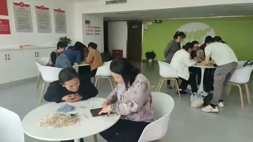 萍乡市杜鹃人力资源有限公司培训手工活外发之木夹子加工操作