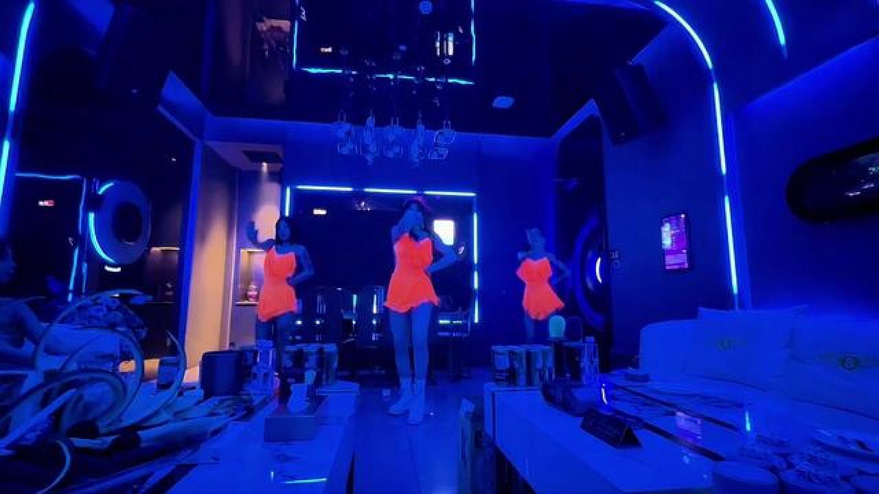 周末看腿,顺风顺水.#舞蹈#美女#甜妹#兰州#ktv的正确打开方式