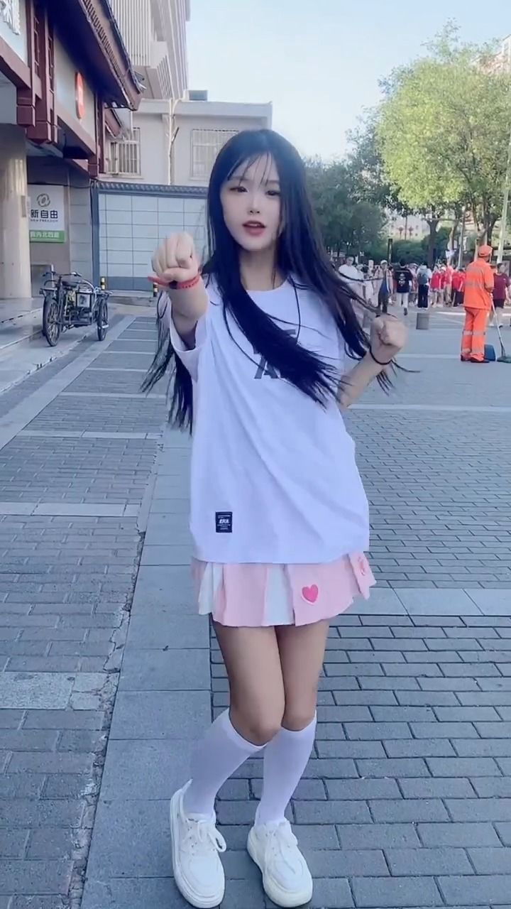 科目三dj摇 #氛围感拉满挑战 反差