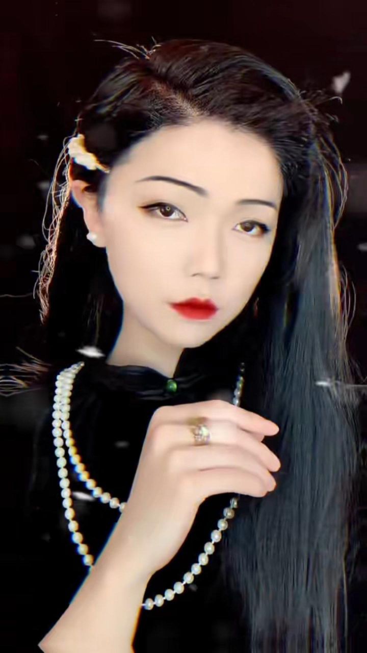 司藤的美貌绝对是我仿过最难仿出来的妆了,一模两样我也认了