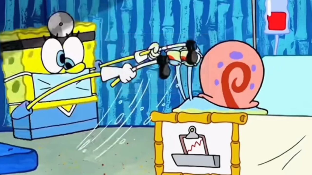 海绵宝宝想让小窝和他一样走路