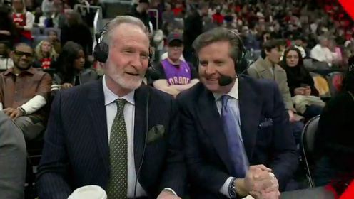 《多伦多猛龙》【回放】NBA常规赛：魔术vs猛龙英文原声全场回放