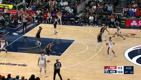 《NBA全场集锦》篮筐扣得震天响！库利巴利天降神力接连重扣粉碎禁区
