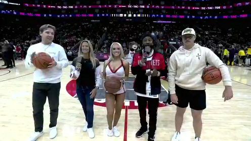 《休斯敦火箭》【回放】NBA常规赛：步行者vs火箭第3节英文原声回放