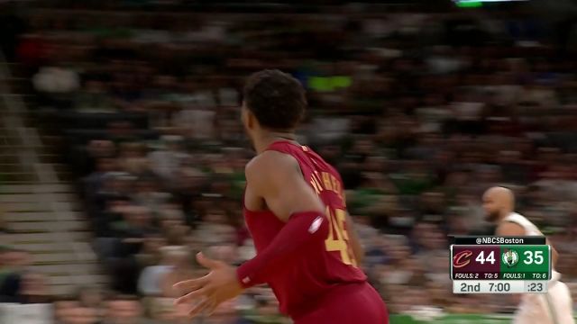 米切尔vs凯尔特人集锦 空砍29分6篮板3助攻难阻失利