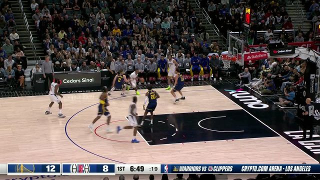 紧紧咬住比分！ 莱昂纳德和科费各进一记三分