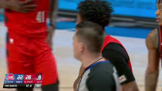 活塞vs开拓者英文原声全场回放