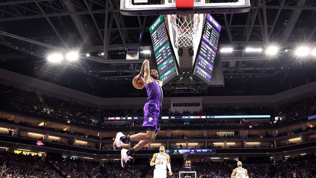 雄鹿94-129国王 国王大胜雄鹿35分终结对战雄鹿的15连败