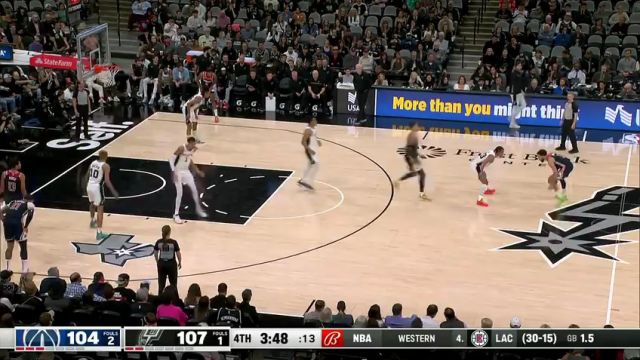 手感回来了！普尔底角接球就射强势三分扳平比分