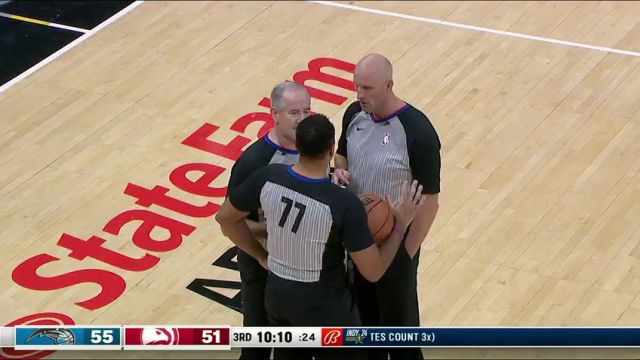NBA常规赛：魔术vs老鹰第3节英文原声回放