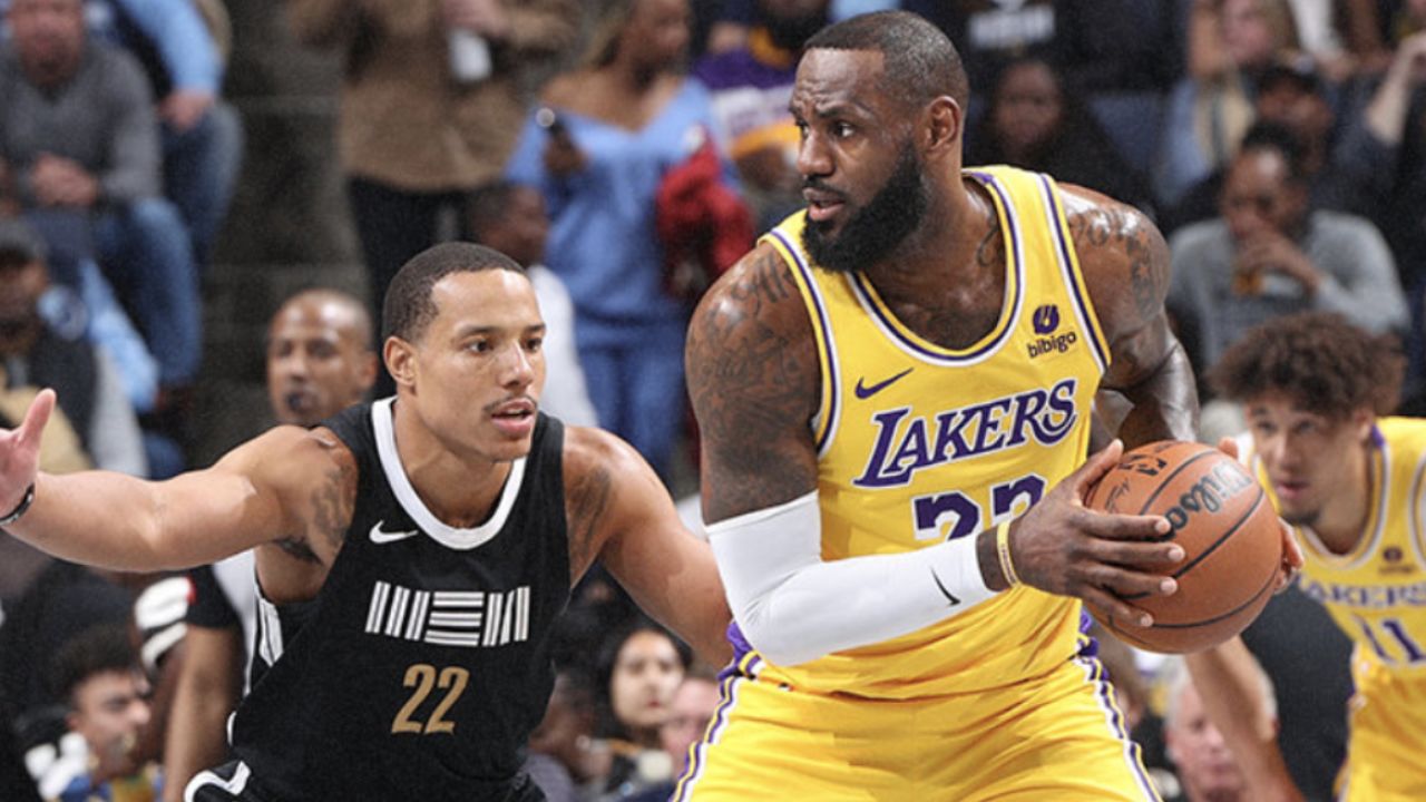 湖人五佳球:八村垒单臂暴扣 詹姆斯空接隔扣小皮蓬