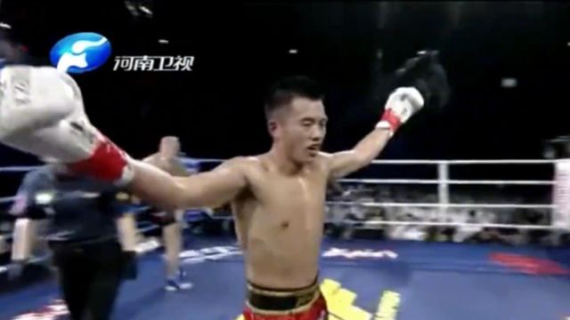 名场面|坐拥35次KO,对手KO率则是高达100%,俩人还是相遇了!