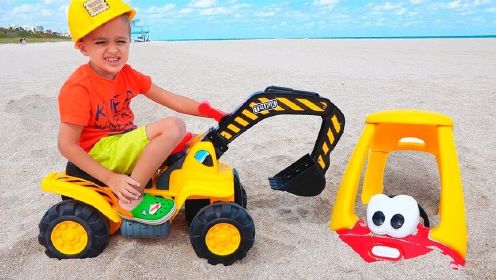 妈妈带男孩去海边，玩具车陷入了海滩中，男孩开着挖挖机解救了它