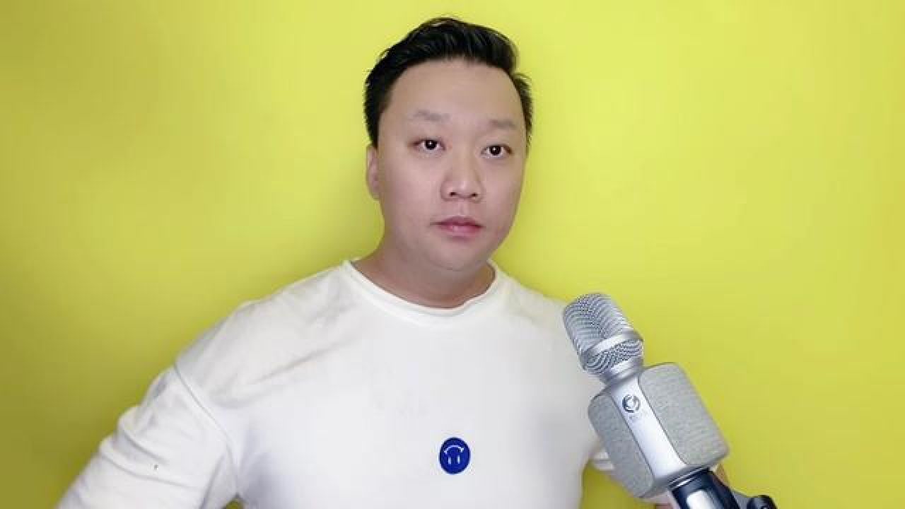 歌唱时,"举双臂过头顶"会收到意想不到的效果～#跟闫旭学唱歌 #闫旭