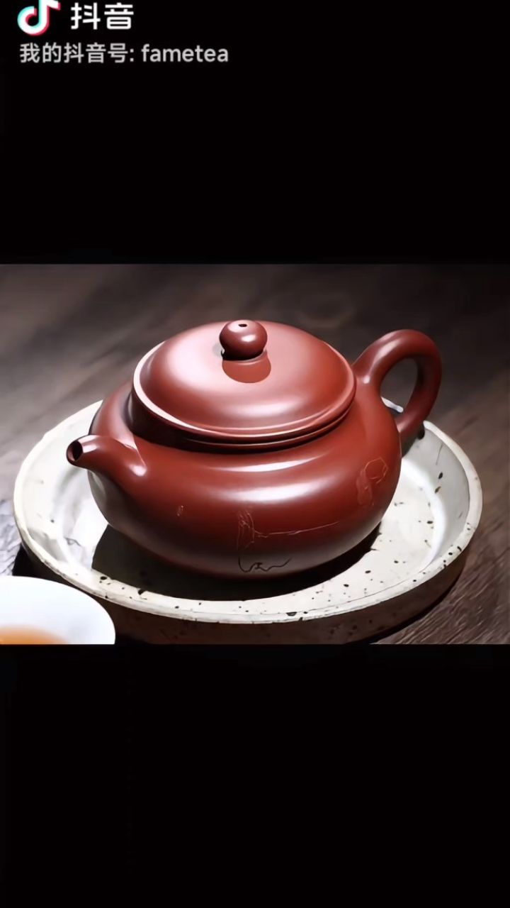 创作灵感 #茶生活 #茶具 #以壶会友 #精致优雅 宜兴紫砂工艺美术员