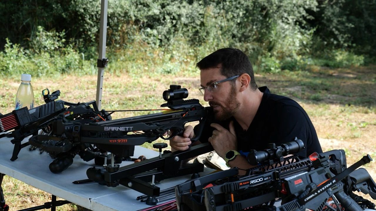 国外合法拍摄巴力ts380复合弩rdx365小马驹335十字弩户外娱乐