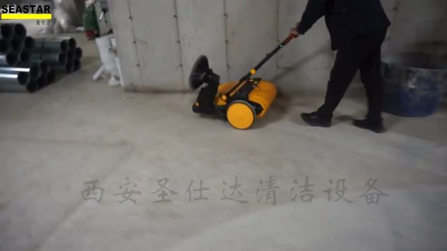 陕西宝鸡建筑工地手推式扫地机,无动力传动方式,小面积硬地面清洁的设备