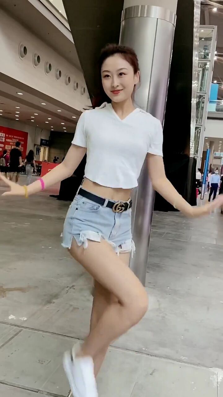 小姐姐跳舞太迷人了