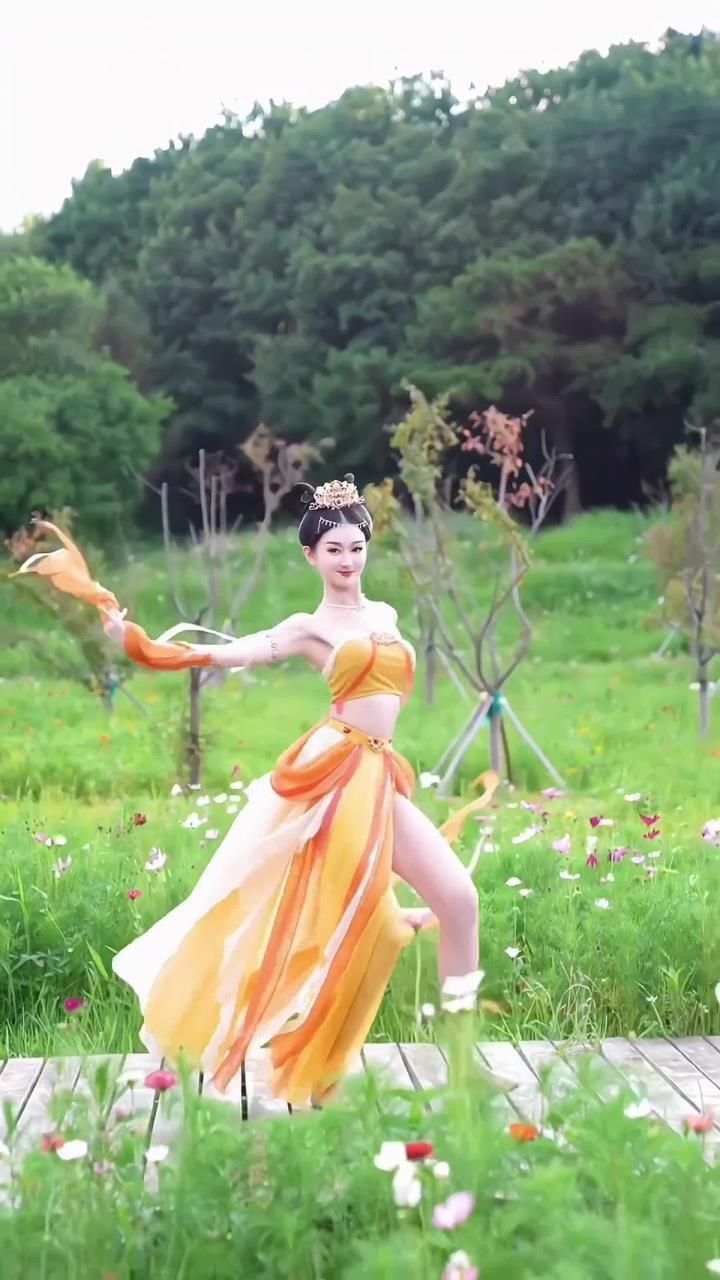 美人一笑千黄金 垂罗舞纱扬胡音#柘枝舞##异域风情#西域舞姬##国舞