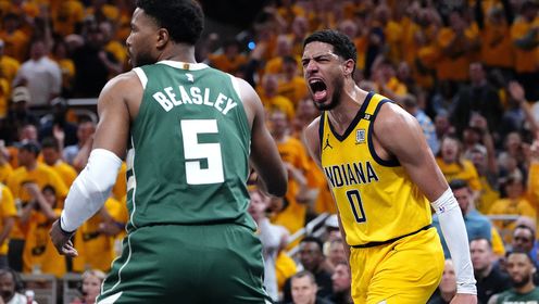 《NBA全场集锦》雄鹿vs步行者五佳球 哈利魔法奏效自投自抢压哨打进 不看人送出绝妙空接
