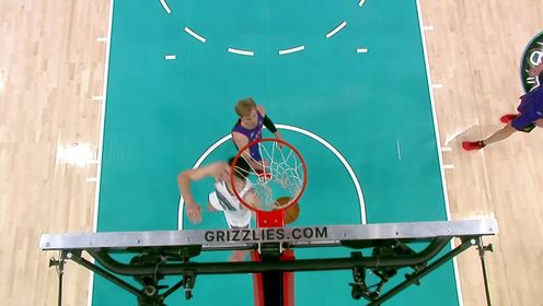 《NBA全场集锦》莫兰特蓄力击地精准反弹 扎克伊迪心领神会完成终结
