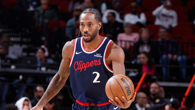 莱昂纳德vs火箭集锦 全面发挥砍下24分9篮板5抢断难挽颓势